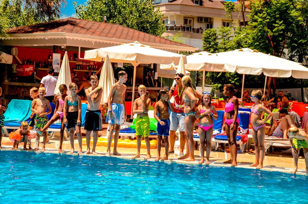 Ark Apart And Suite Hotel Alanya Exteriör bild